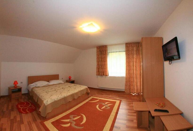 펜션 Casa Dintre Vai