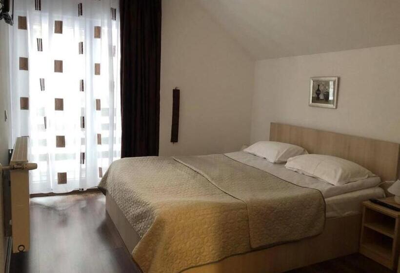 膳宿费 Casa Dintre Vai