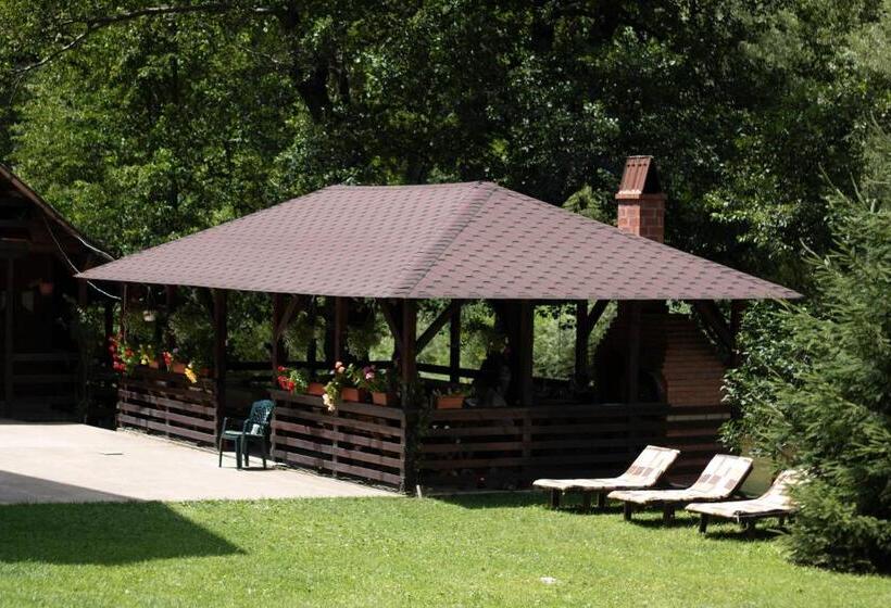 بنسيون Casa Valea Cernei