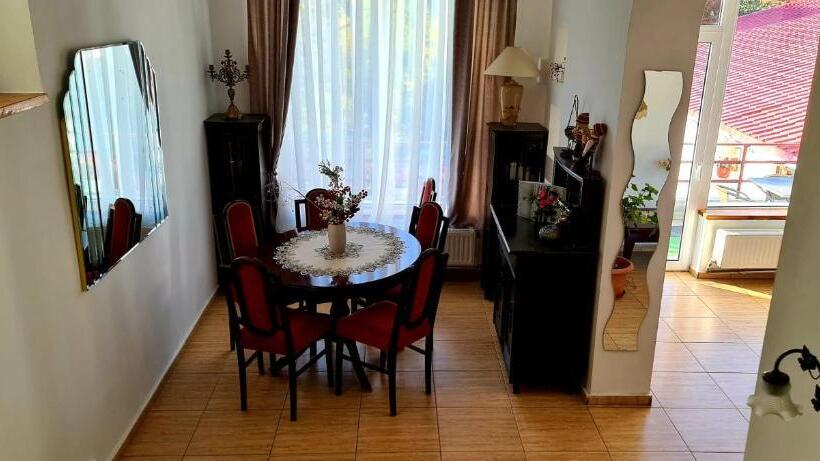 פנסיון Casa Vitan