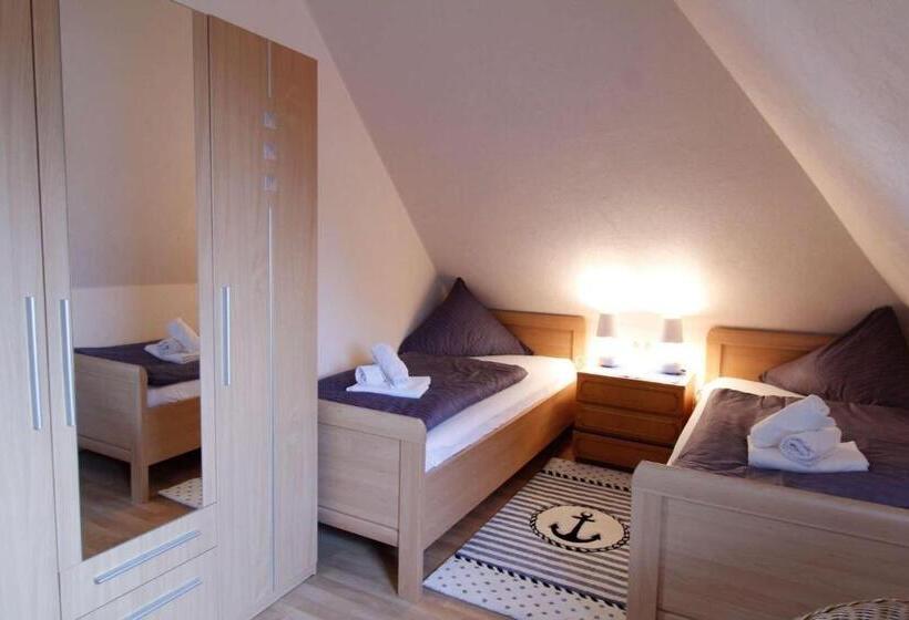 ペンション Ferienwohnungfloppyhansiog3