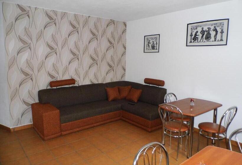 펜션 Guest House Kovalik