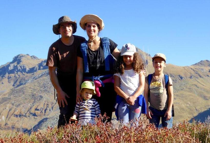 פנסיון Guntli’s Family Guesthouse