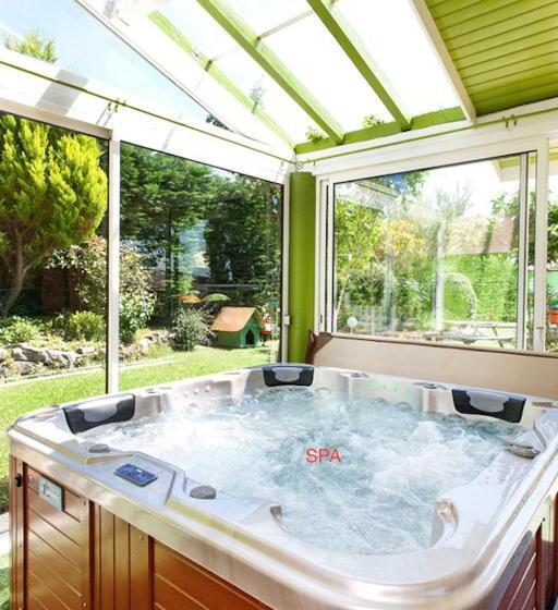 Пансион Le Domaine De Charline De 1 à 35 Personnes