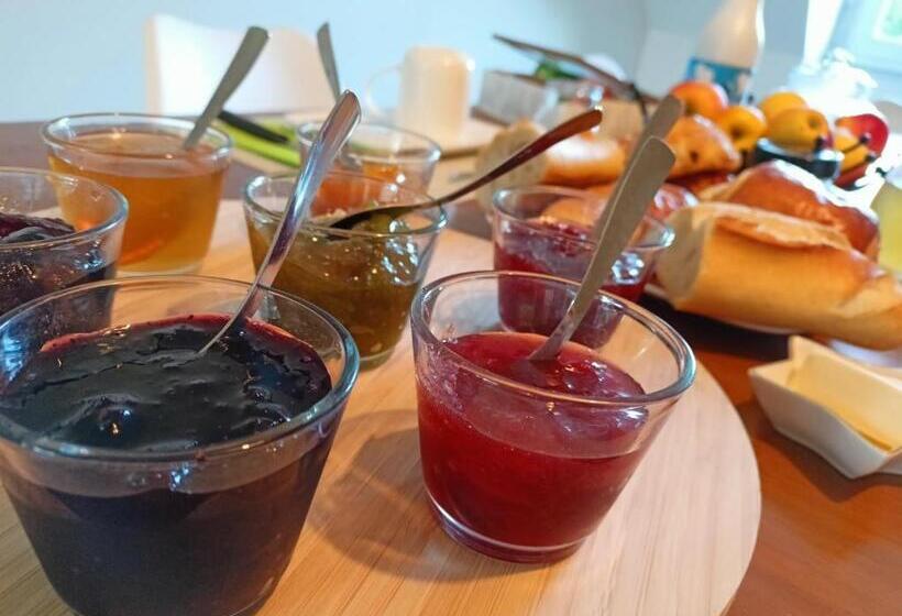 Пансион Les Chambres D Hôtes Du Vert Galant  L Allée Des Champs