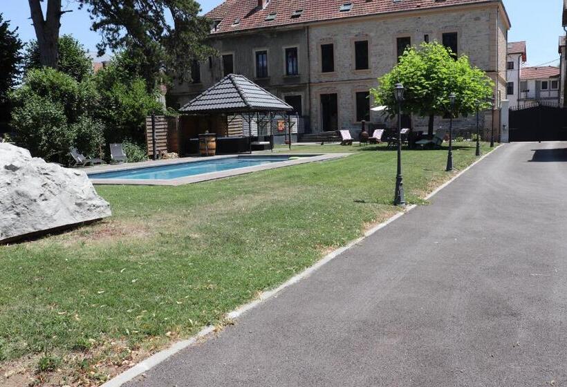 Пансион Les Tourelles