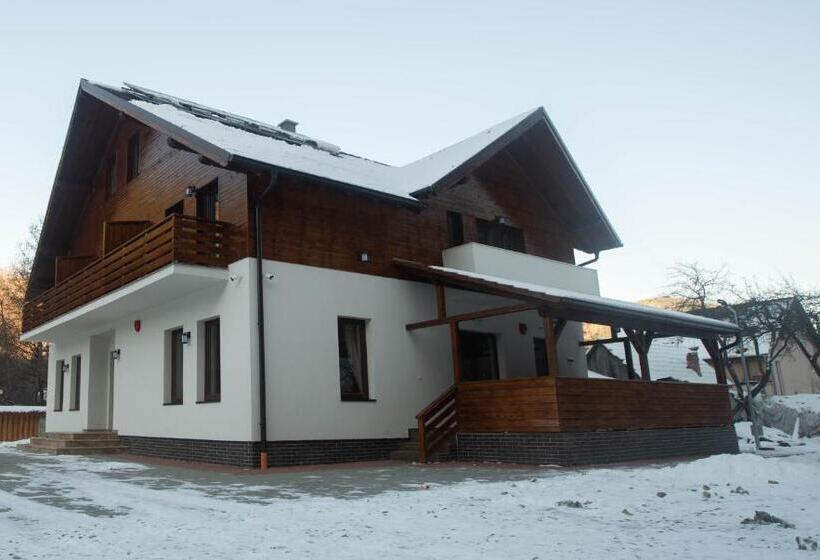 פנסיון Livada Amely