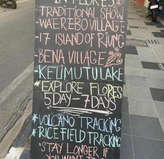 膳宿费 Mahoni Guest House