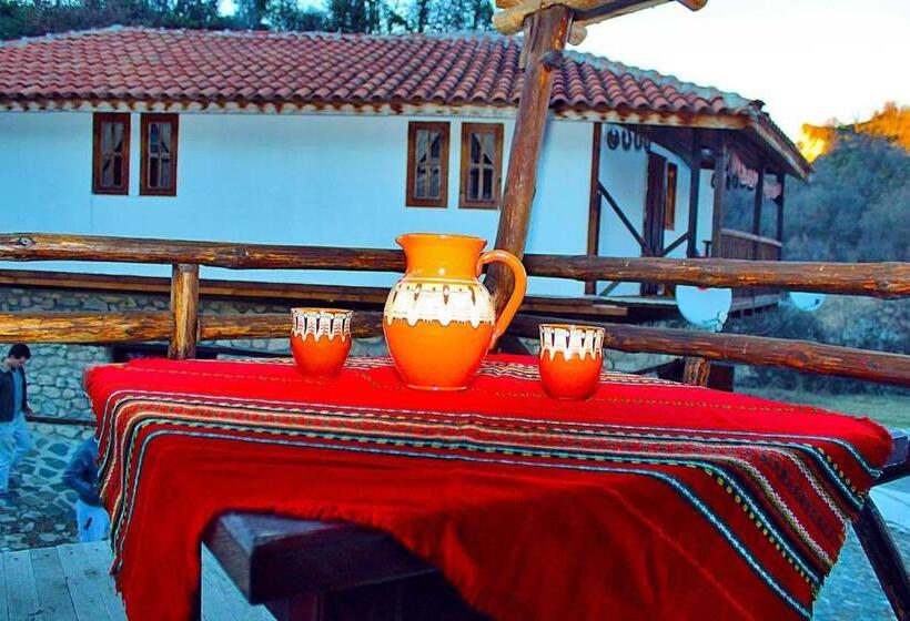 פנסיון Melnik Pyramids Guesthouse