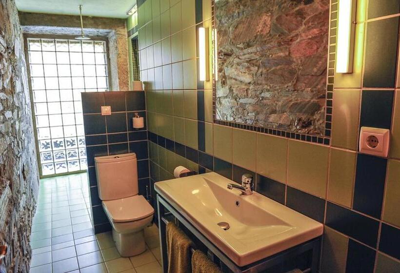 ペンション Mesao Provesende