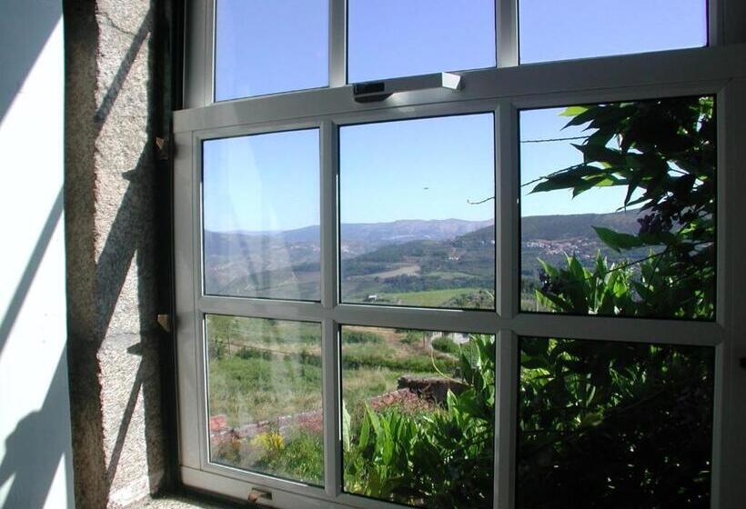 ペンション Mesao Provesende