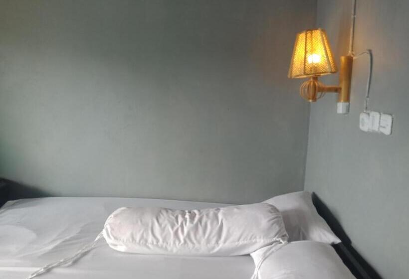 ペンション Rinjani Terrace Cottage