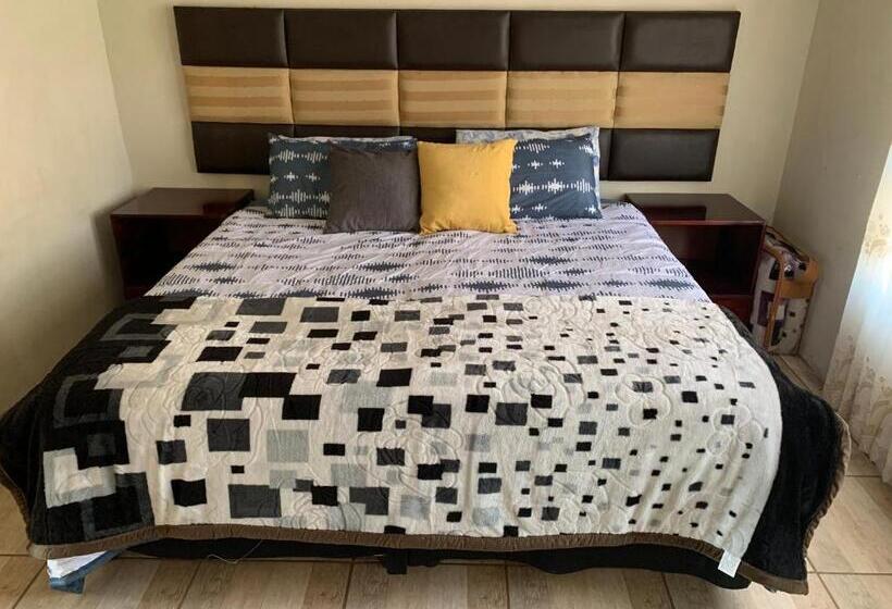 膳宿费 Sapzres At Taung