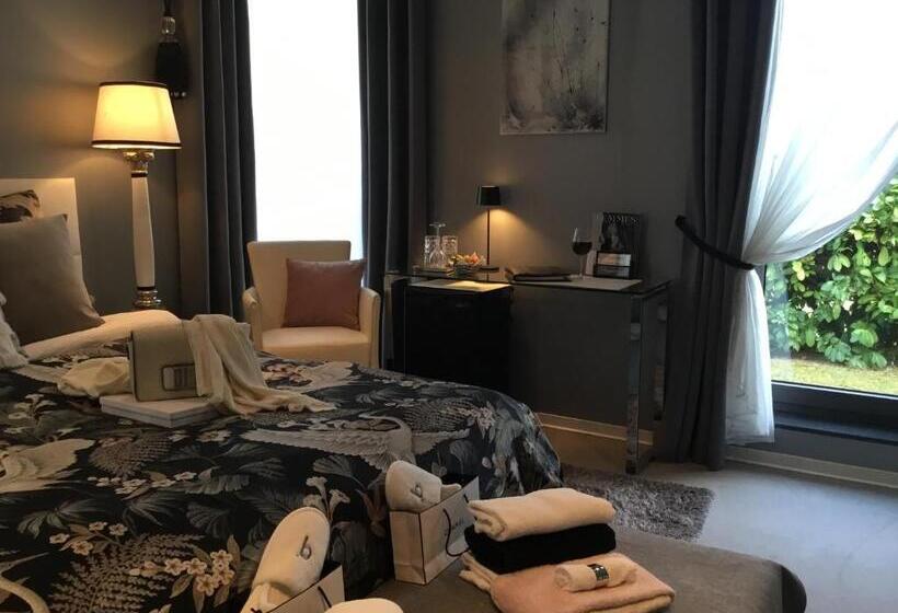 ペンション Suite Couture