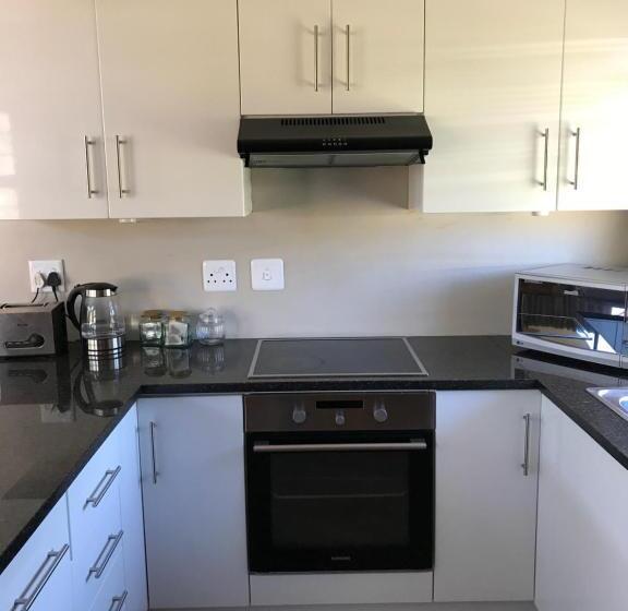 بنسيون The Store