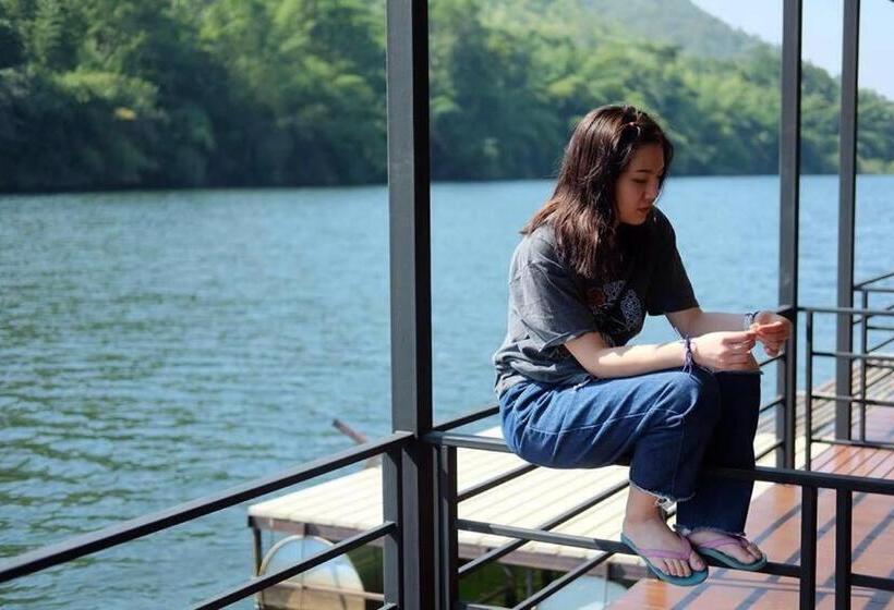 אתר נופש Baan Krupong