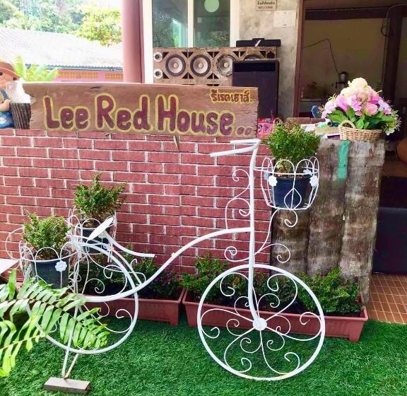 リゾートホテル Lee Red House