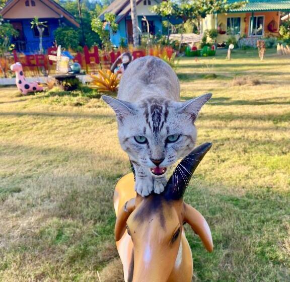 リゾートホテル Lee Red House