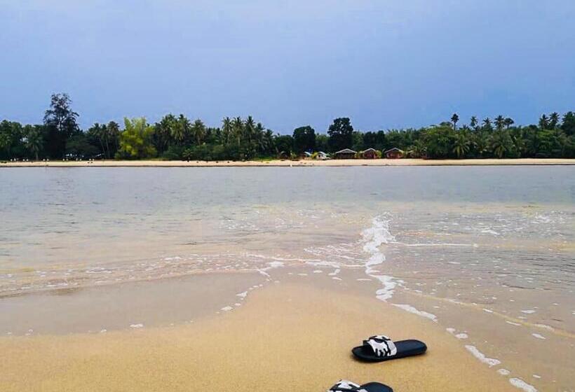 Курорт Mecaja Beach House