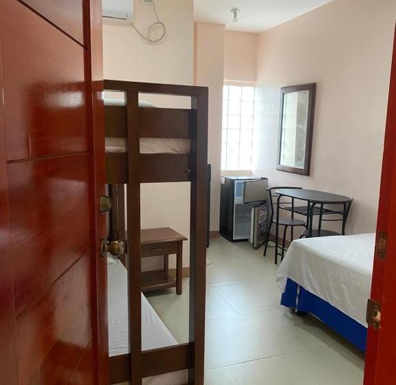 Общежитие Kellocks  Seaview Apartelle