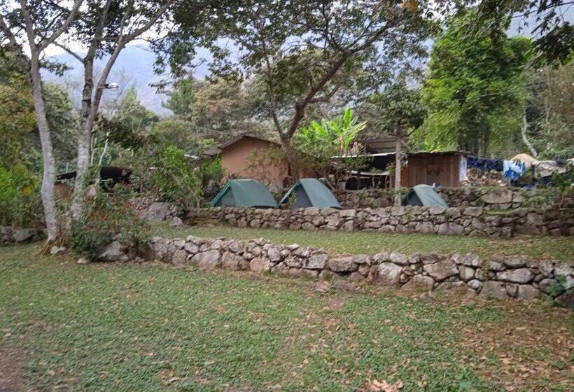 호스텔 Lia B&b Lucmabamba