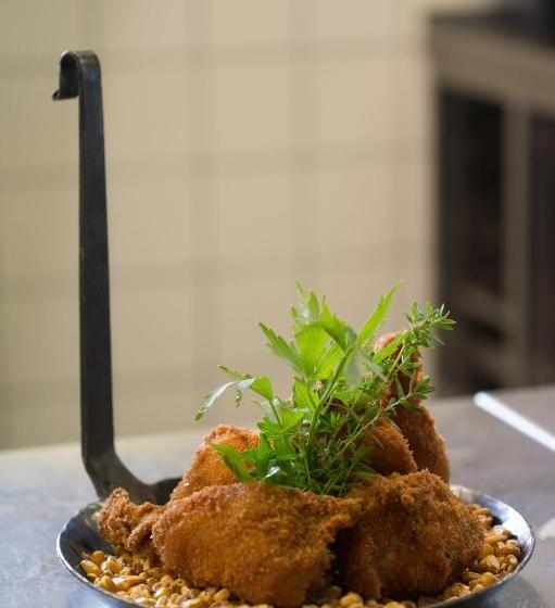 הוסטל Weingut Essgut Schlafgut Sabathihof Dillinger