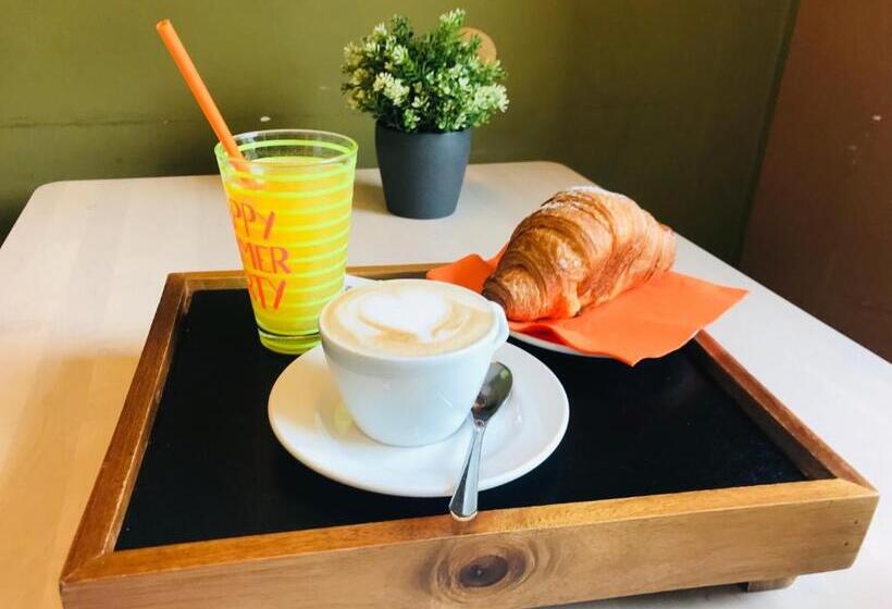 مبيت وإفطار Al Vicolo Stretto