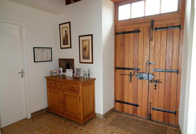 住宿加早餐  Au Chiron