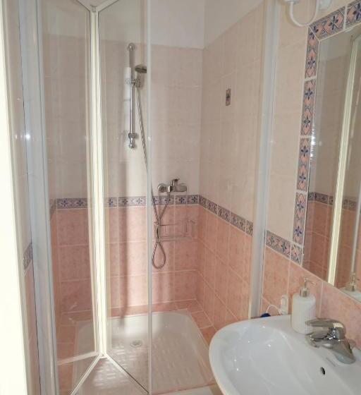 住宿加早餐  Au Chiron