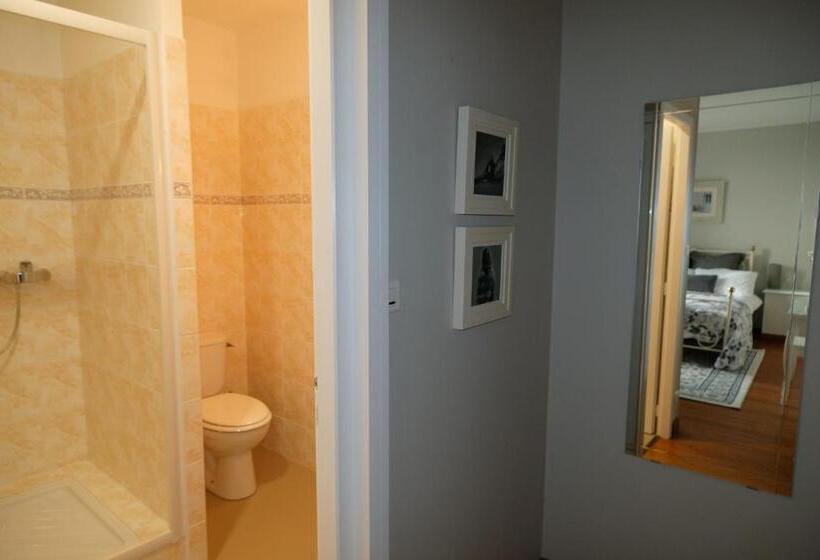 住宿加早餐  Au Chiron