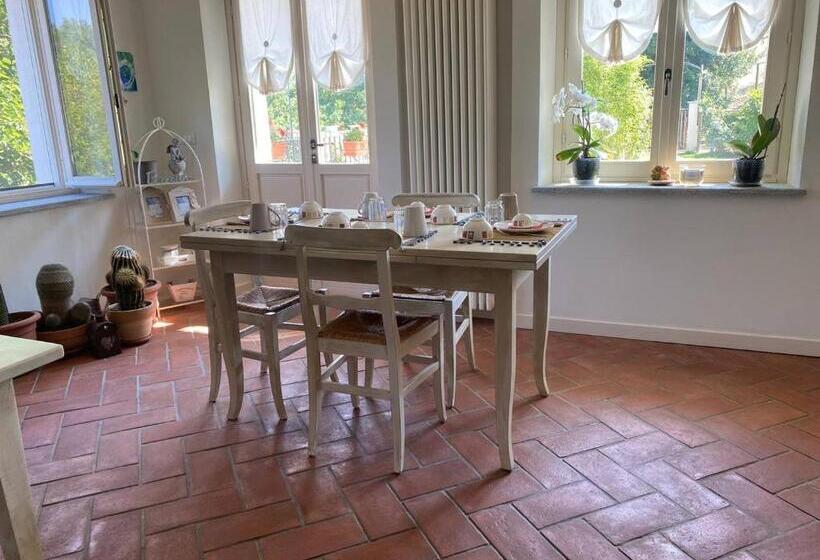 住宿加早餐  Cascina Spazio Indaco