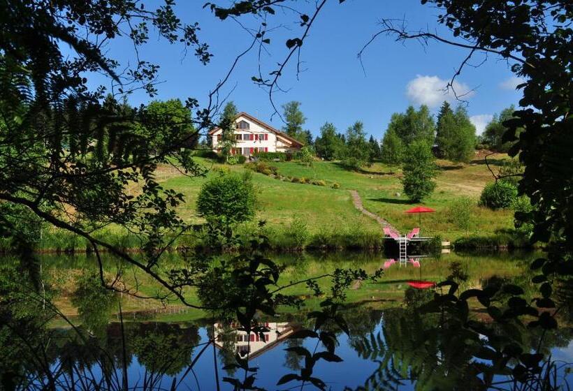 مبيت وإفطار Chambre Merisier Dans Une Ferme Avec étang Privé Au Coeur De La Région Des Mille étangs, Faucogney E