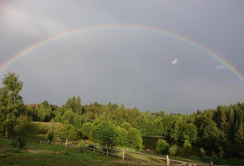 مبيت وإفطار Chambre Merisier Dans Une Ferme Avec étang Privé Au Coeur De La Région Des Mille étangs, Faucogney E