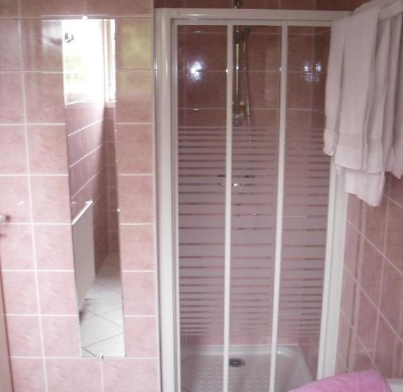 Bed and Breakfast Domaine De La Pendule