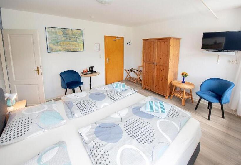 مبيت وإفطار Gästehaus Mona Lisa