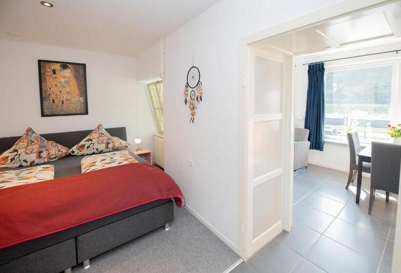 ベッドアンドブレックファースト Gästehaus Mona Lisa