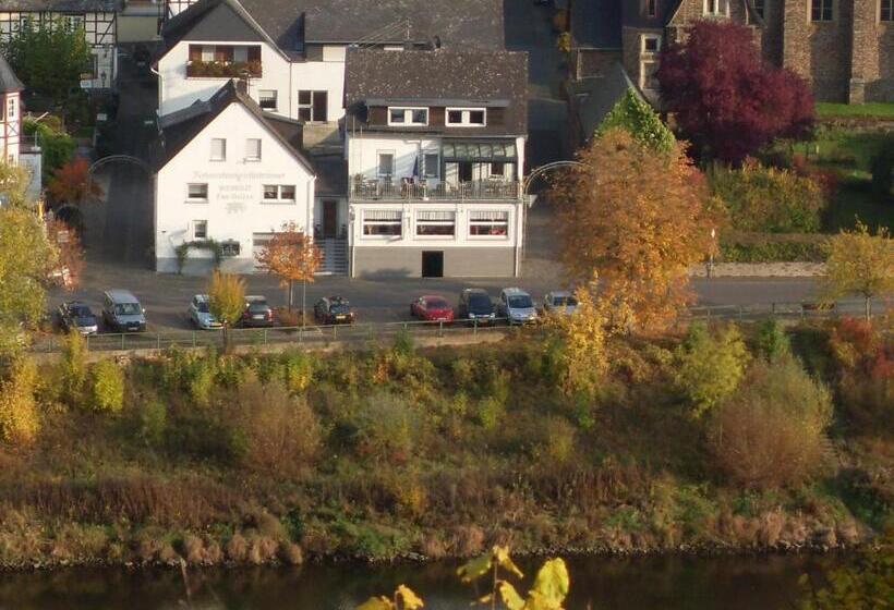 مبيت وإفطار Gästehaus Mona Lisa