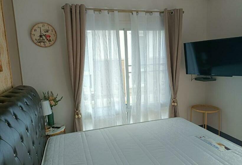 צימר Khaoyaitriplefive