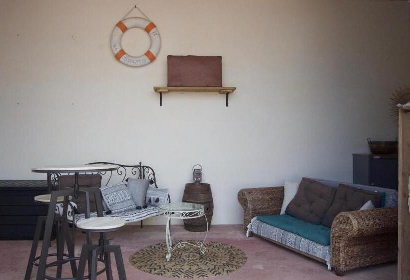 ベッドアンドブレックファースト La Charentine