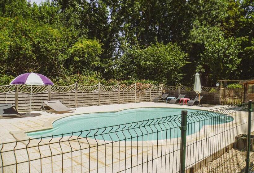 مبيت وإفطار La Laujère Chambres D Hôtes Romance