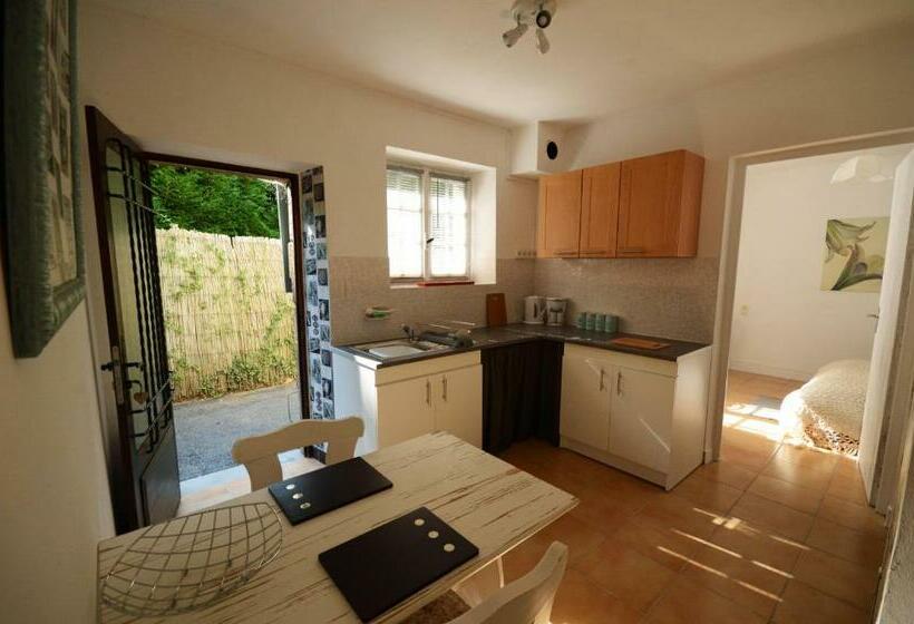 مبيت وإفطار La Petite Soixante Deux