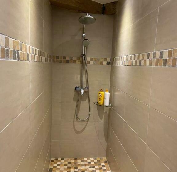 مبيت وإفطار Le Brûlon