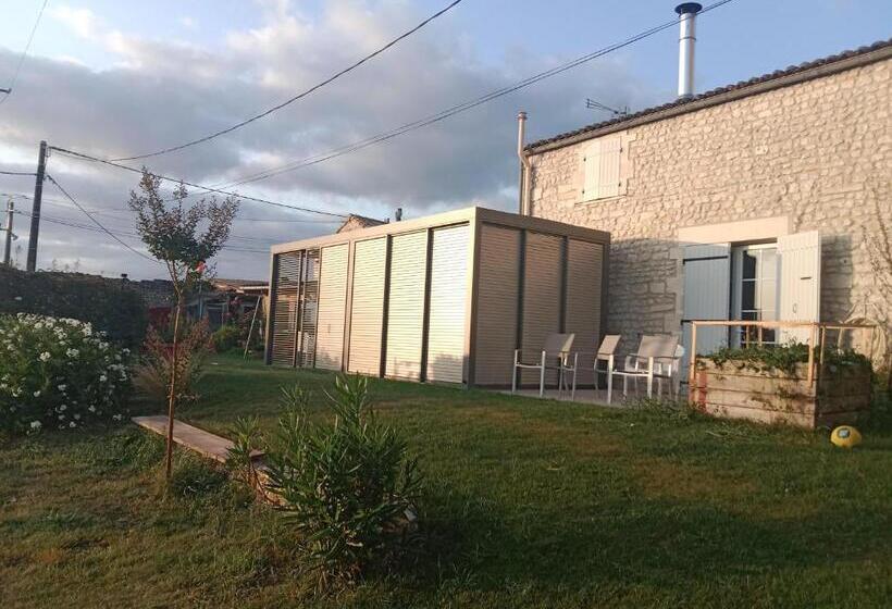 צימר Le Logis Du Bouil