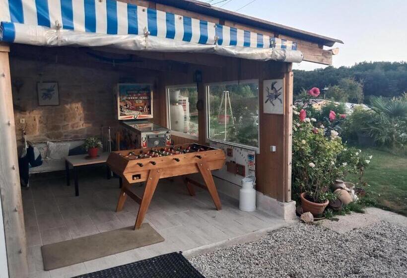 צימר Le Logis Du Bouil