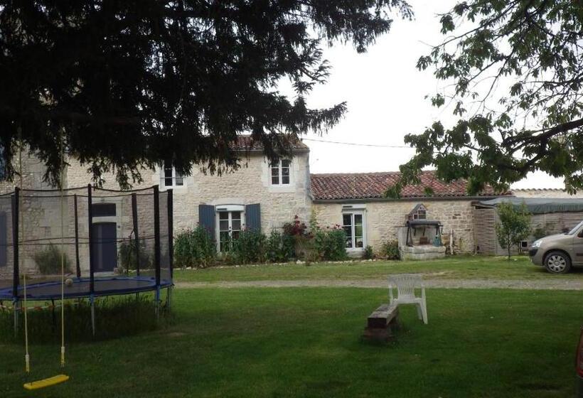 צימר Le Logis Du Bouil