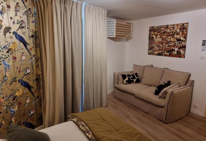 민박 Maison D Hôtes Les Jardins Saint Eloi