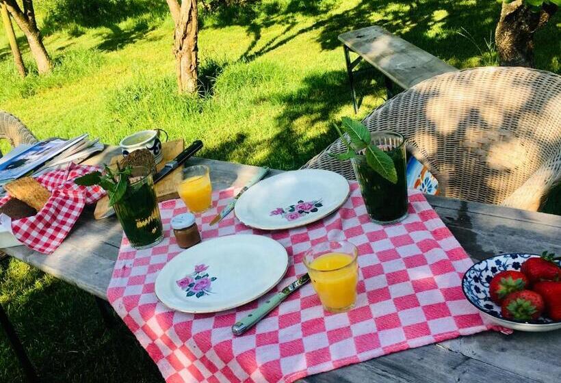 צימר Onder De Appelboom