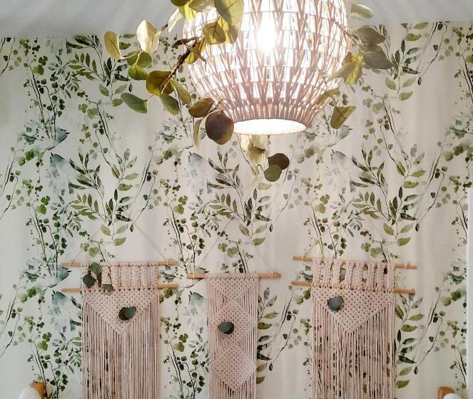 Bed and Breakfast Smiling Places Guest House In Labruge