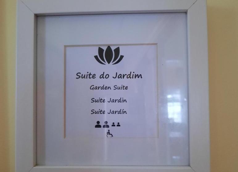 Bed and Breakfast Smiling Places Guest House In Labruge