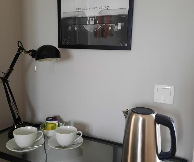 Bed and Breakfast Smiling Places Guest House In Labruge